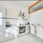 With View Maggiore/laveno Mombello Apartment *