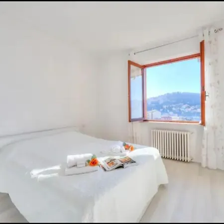 With View Maggiore/laveno Mombello Appartamento