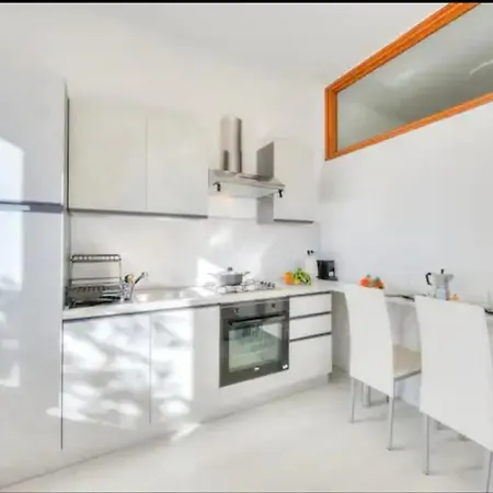 With View Maggiore/laveno Mombello Apartament *